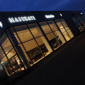 Maserati exterior photograhy at night